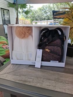 Percent set with a hat