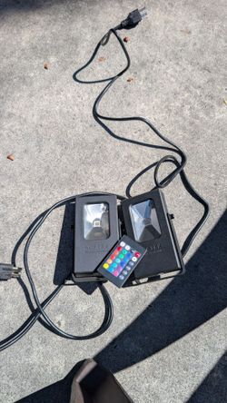 Mini Floodlight LOFTEK NOVA - Outdoor Black - Metal - 10W, 3000k CCT- Lot Of 2 with remote