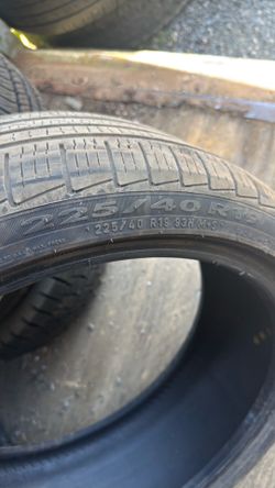 225/40/19 Pirelli for sala