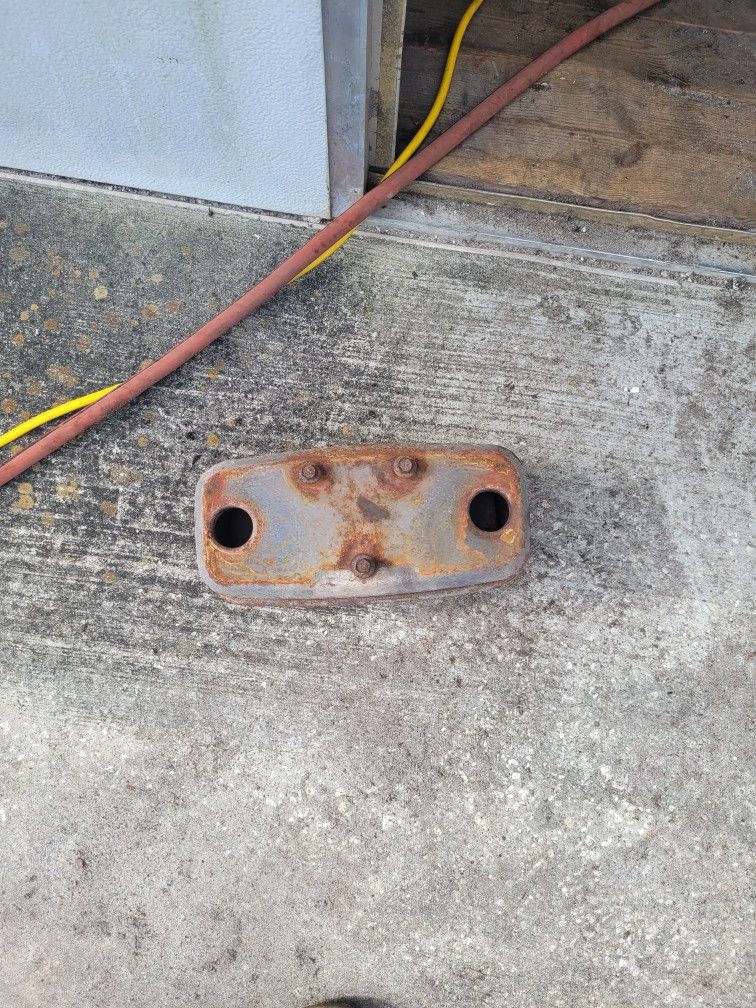 ((READ AD))(($20 EACH))((MUFFLER Vtwin)) Riding Mower