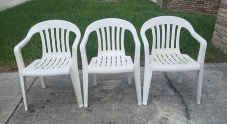Outdoor Patio Chairs (3) Resin *15.00 Firm for all* Home and Garden