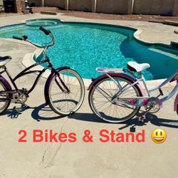 2 Beach Cruiser Bikes & Stand 
