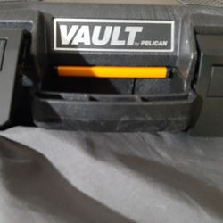 Vault Small Case

Without Foam