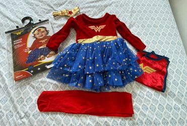 Disfraces de niño, niña y adultos