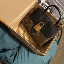 Locky BB Louis Vuitton handbag