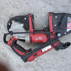 Electric Compact Band Saw