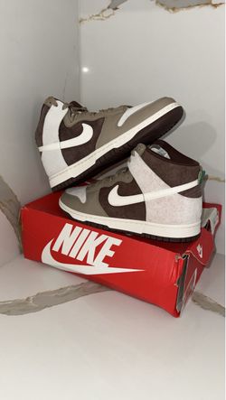 Nike Dunk High Light Chocolate size 10