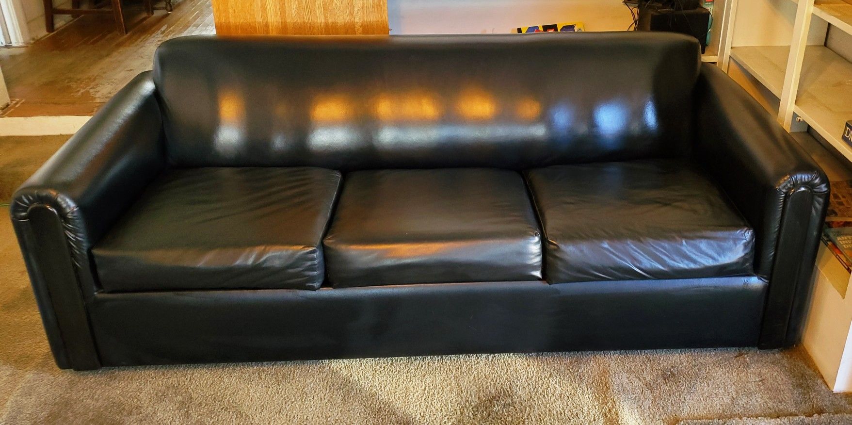 Fold Out Sleeper Sofa - Full Size - Like New