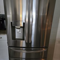 LG Kitchen Appliances 4 Piece