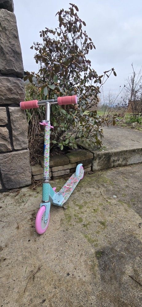 Scooter (Lol Doll Print)
