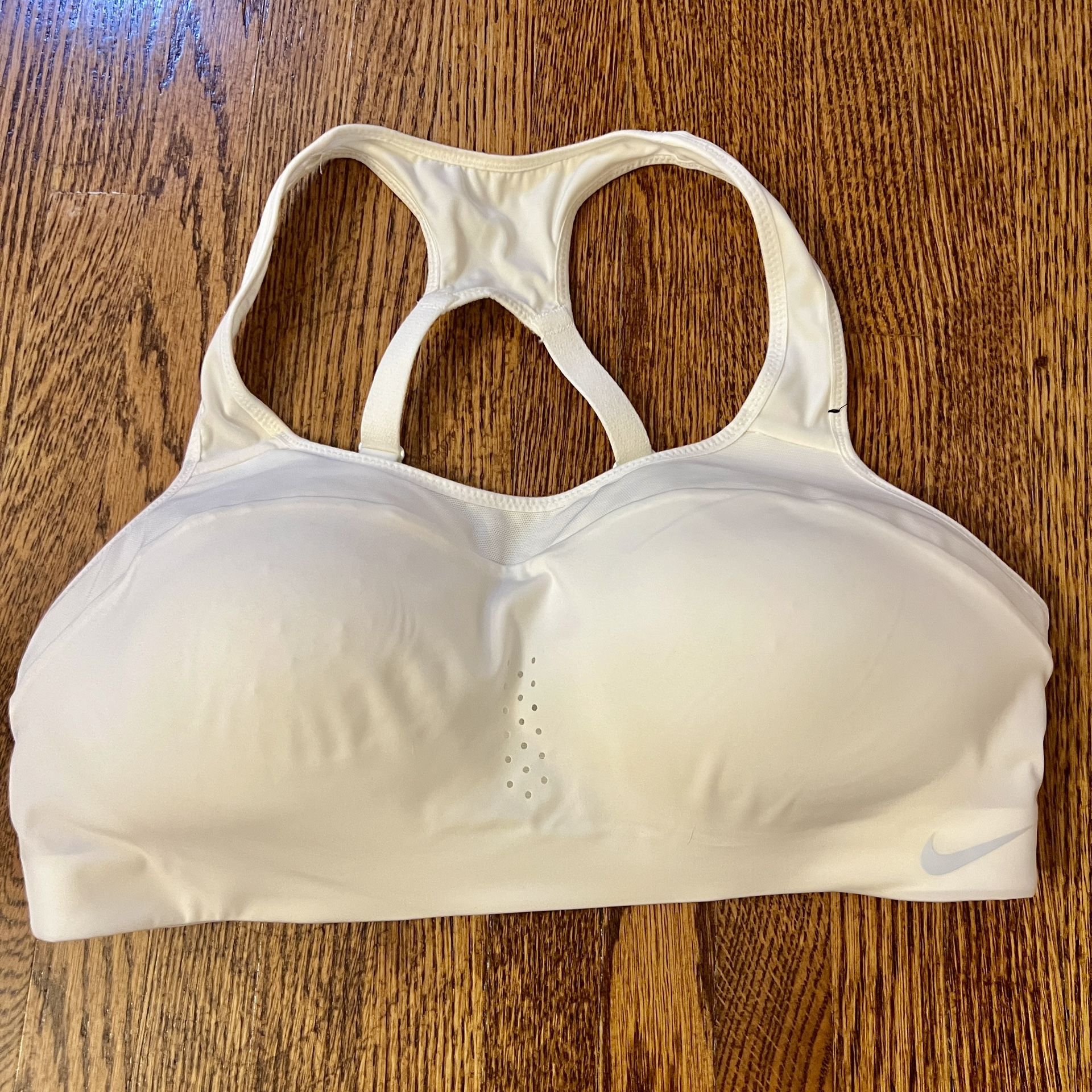 Nike White Sports Bra Size Medium NWOT