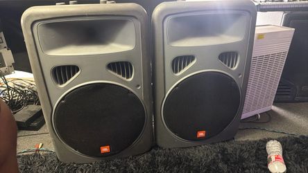 JBL 15inch loudspeakers pair
