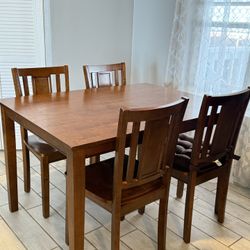 Dining Table 4 Seats