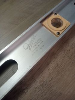 24" Box Level