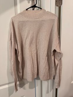 Old Navy light sweater