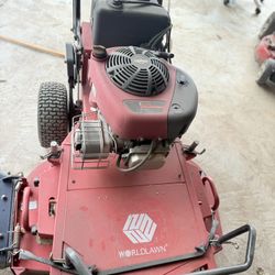 Worldlawn Commercial Mower