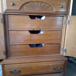 Dresser Set,  large Armour Etc.