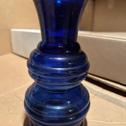 Antique U.S.A. #1 Blue Scalloped Vase