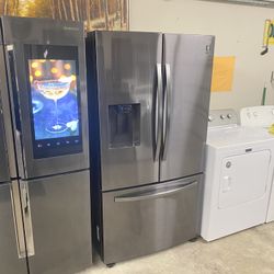 Samsung Refrigerator Black Stainless 