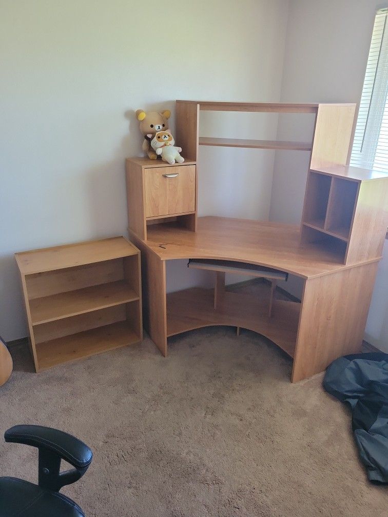 Corner Desk And Book Shelf