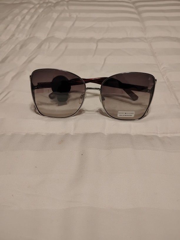 Tommy Sunglasses 