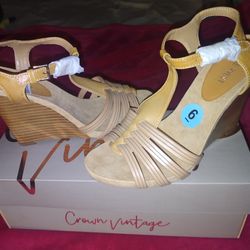 Women's Wedge High Heels size 6 Nine West Brand NEW IN BOX $15 u-pickup Poinciana Kissimmee 34758