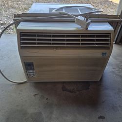 Sharp Energy Saver 12,000 BTU Window Air Conditioner