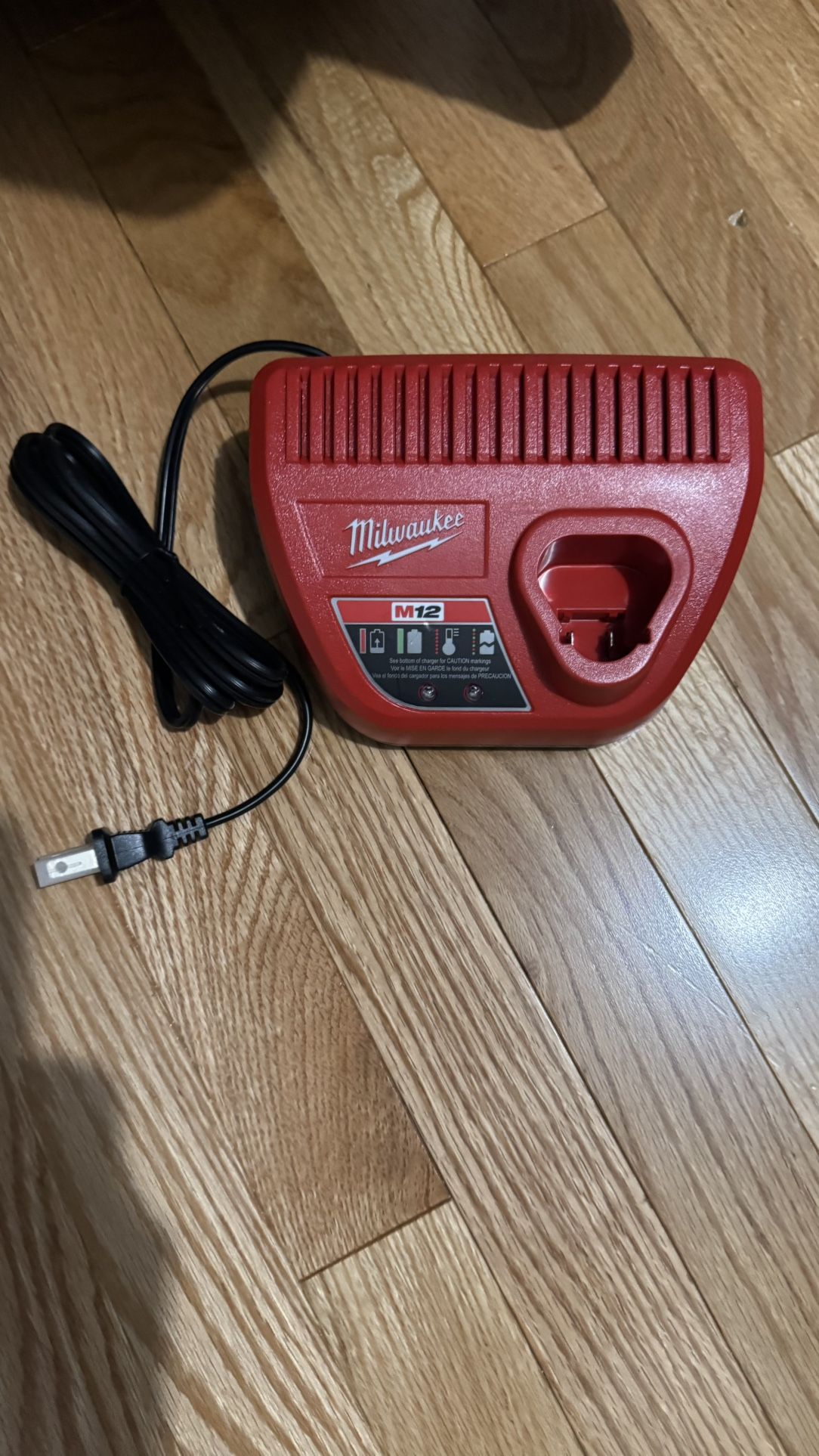Milwaukee M12 Charger New Unboxed