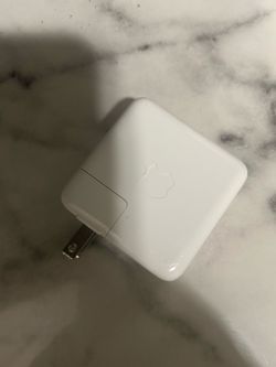 Official 70 W Apple lightning adapter! C-type