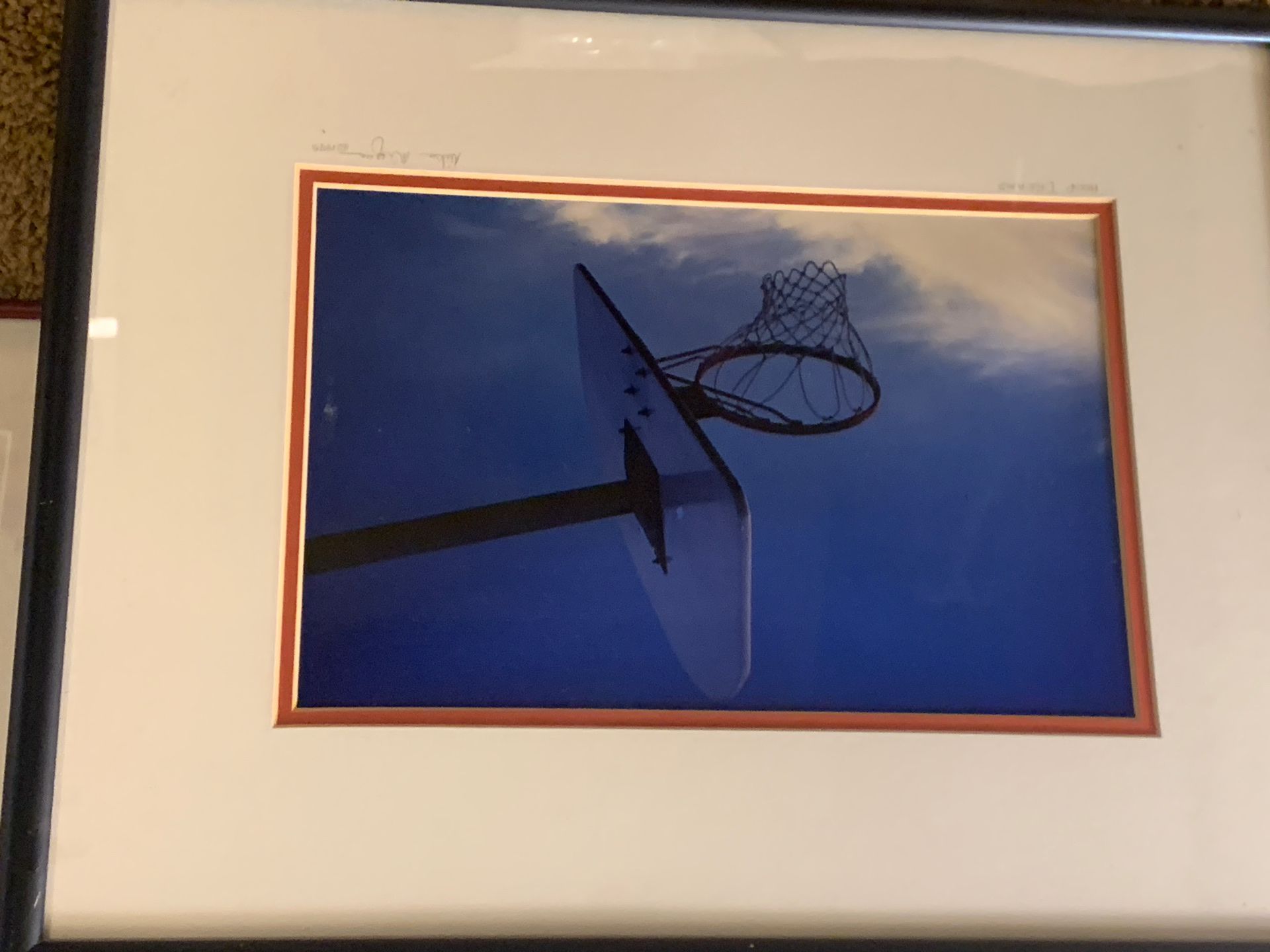 Beautiful basketball hoop wall decor in excellent condition great for kids room.