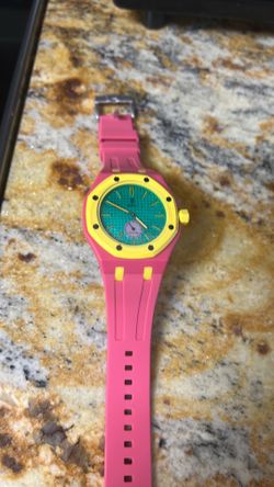 AP  Watch with band