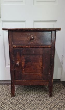 Antique Ice Box  /  EndTable