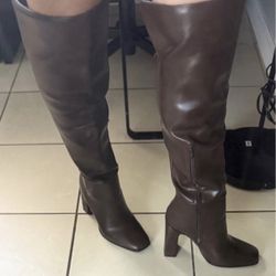 Beautiful Brown Leather Tall Boots