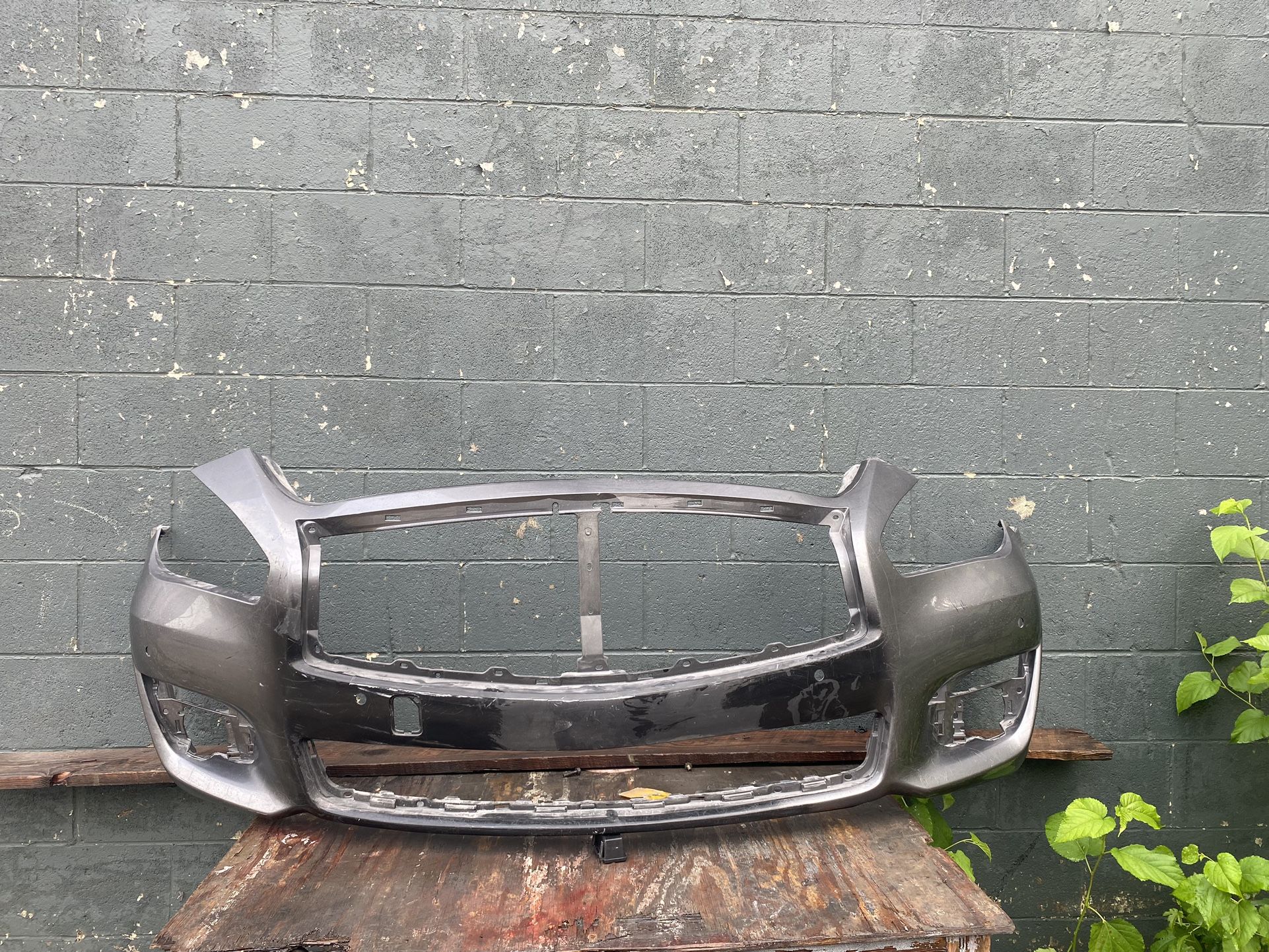 2015-2018 infiniti Q70 front bumper