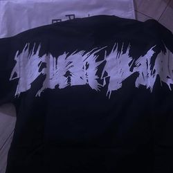 Purple shirt size small new comes with bag