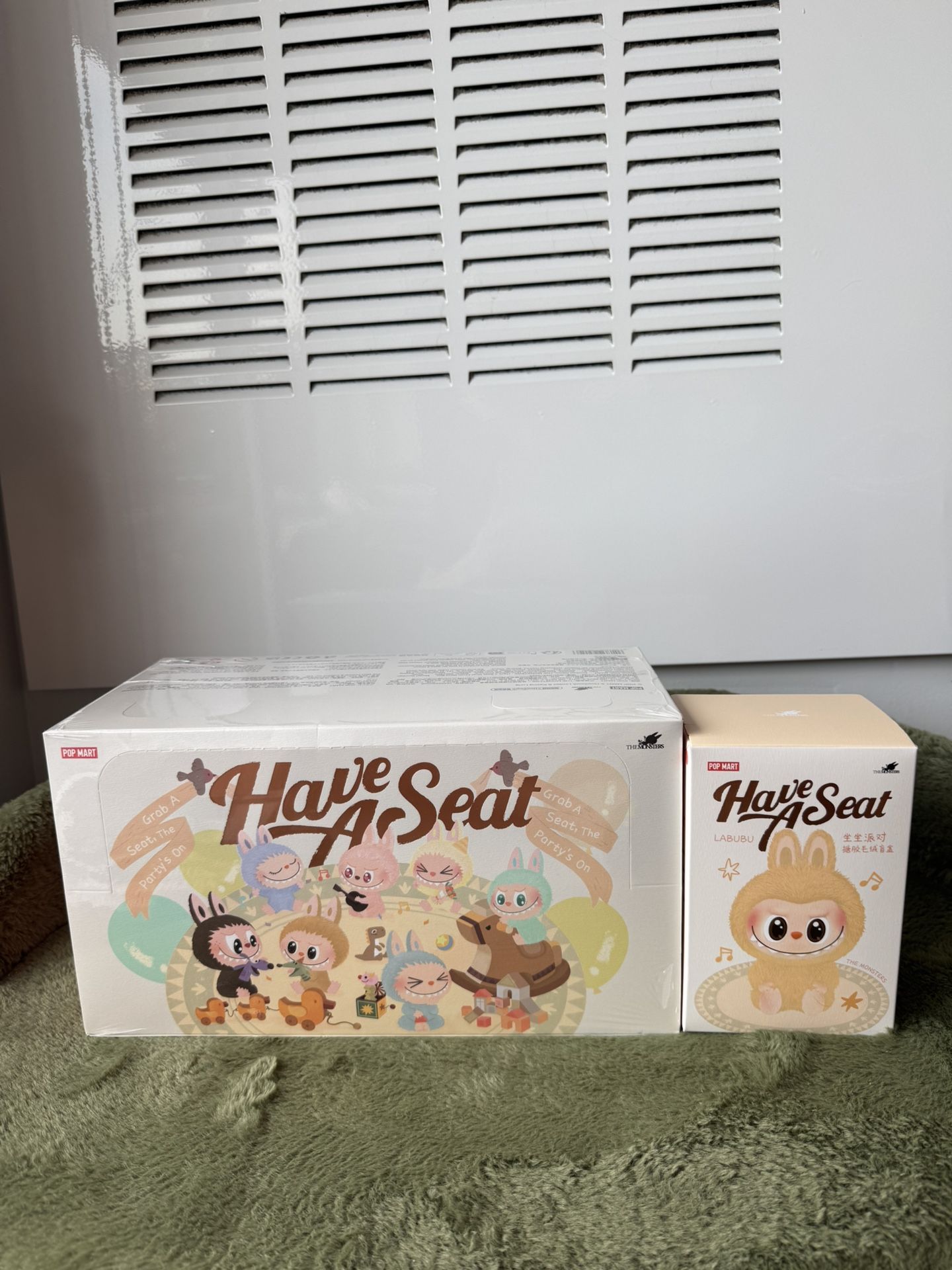 Labubu Have A Seat Set HAS