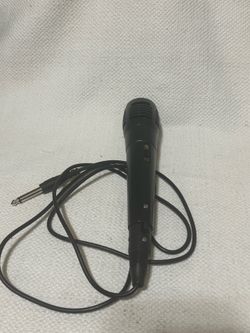 Microphone with Cord & 1/4" Jack,