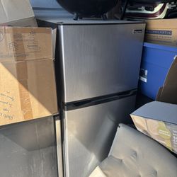 Garage Sale (everything Must Go)