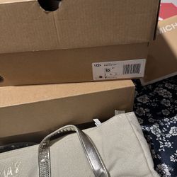 Ugg Maxi Slides Size 10