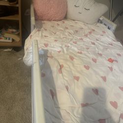 Girl Bed / Used Only Once 