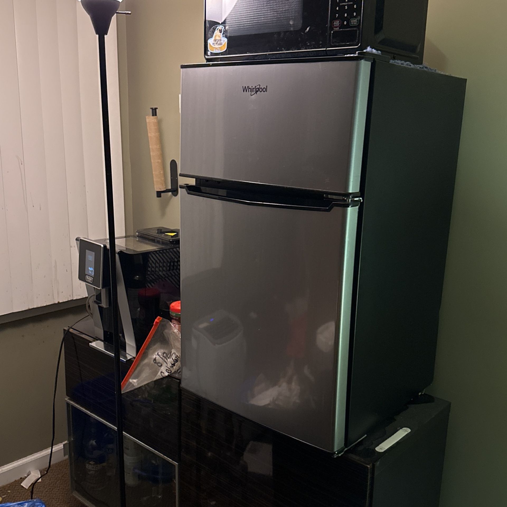 Whirlpool Mini Fridge