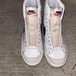 * Christmas Special * Nike Shoes 