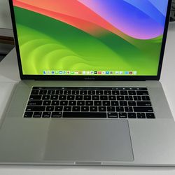 2018 Apple MacBook Pro 15”, w. Touchbar, i7 CPU, 16GB, 250GB SSD.