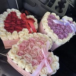 ✨ Rose/ Flower Arrangements Available ✨