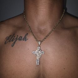 🔥 Gold Chains & Cross Pendants – Luxury Look for a Steal 🔥
