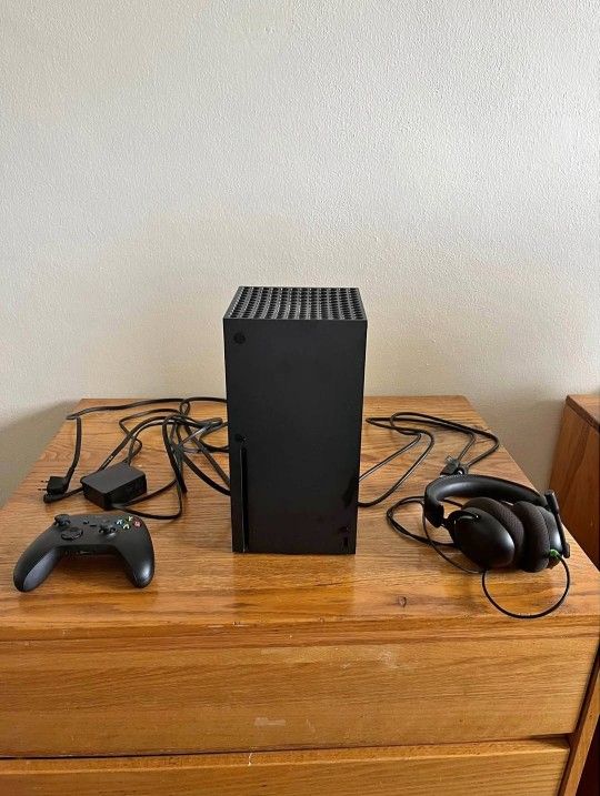 Microsoft Xbox Series X 1TB SSD Home Console - Black