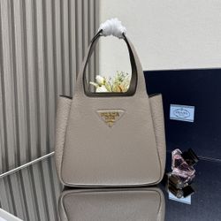 Women's Prada shoulder bag