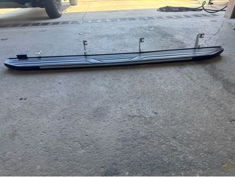 2025 Chevy suburban left running board $750