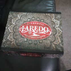 Laredo Cowgirl Boots 