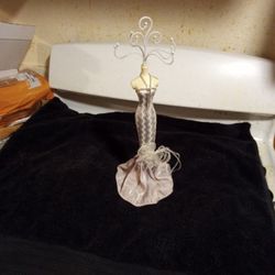Necklace Holder 